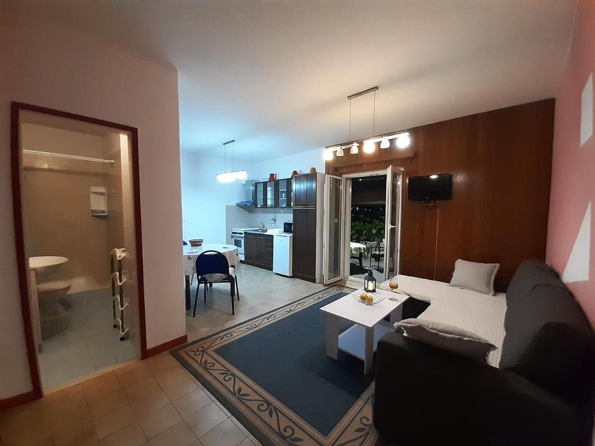 Apartments Cebalo - Ekonomija コルチュラ エクステリア 写真