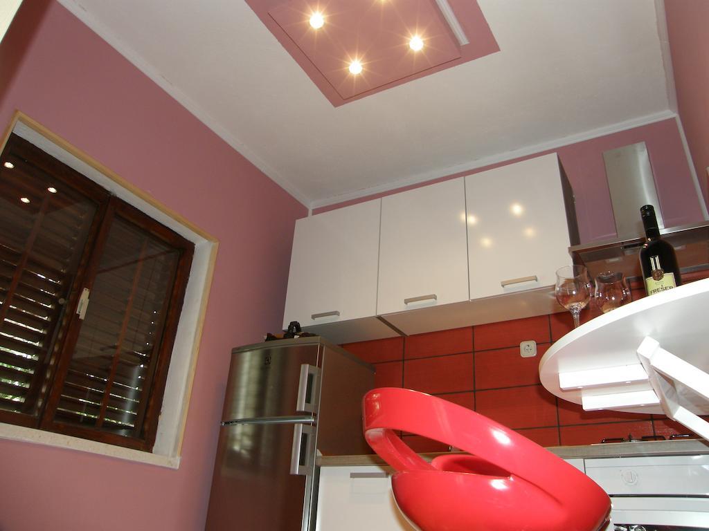Apartments Cebalo - Ekonomija コルチュラ 部屋 写真